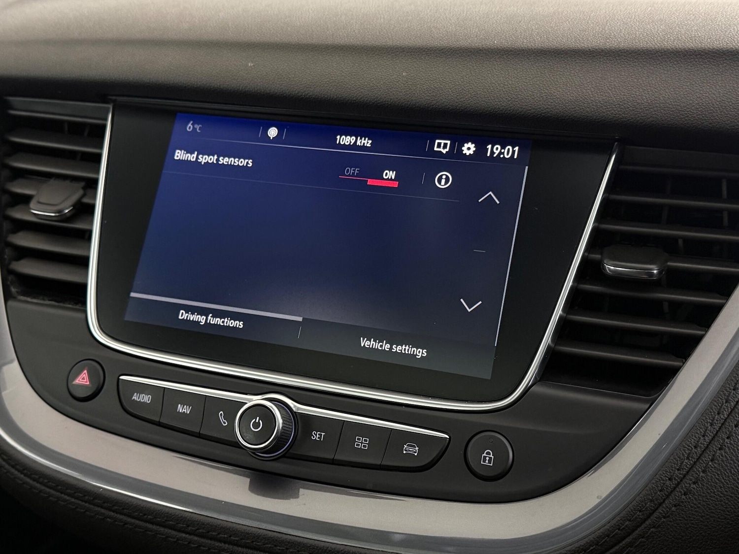 Used Vauxhall Grandland X 2018 for sale - 77246123: Photo 28