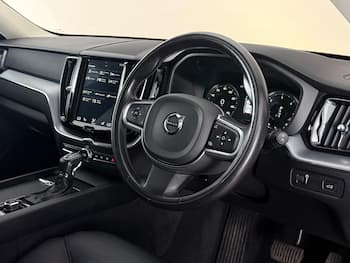 Used Volvo XC60 2019 for sale - 79712728: Photo