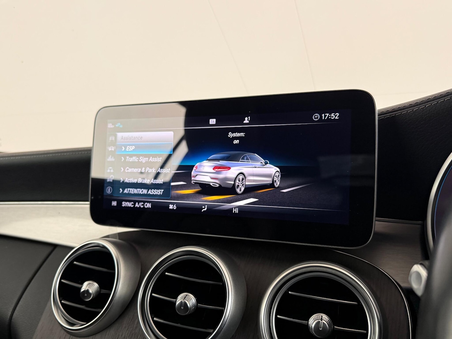 Used Mercedes-Benz C Class 2021 for sale - 77180807: Photo 39