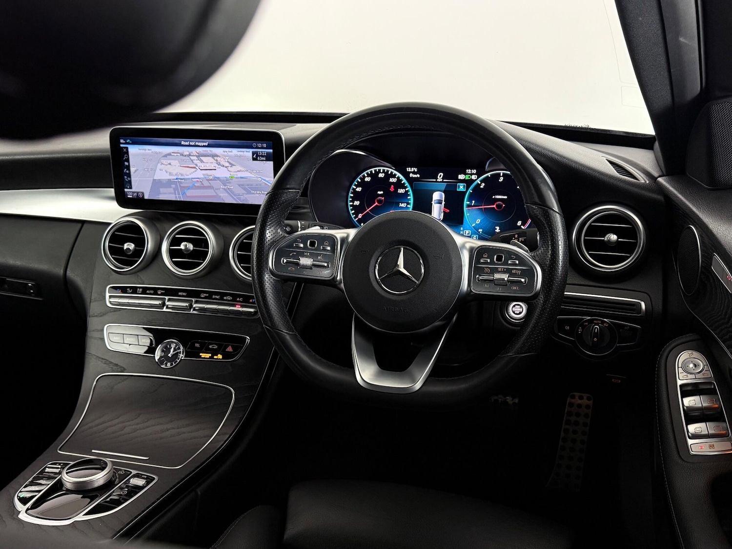 Used Mercedes-Benz C Class 2019 for sale - 77180943: Photo 19