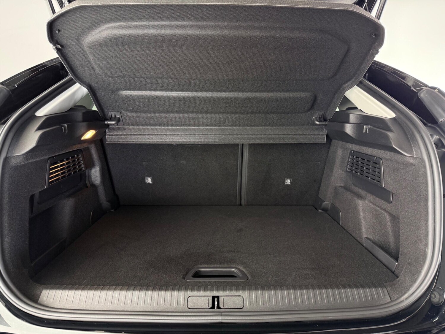 Used Citroen C4 2023 for sale - 77587462: Photo 8