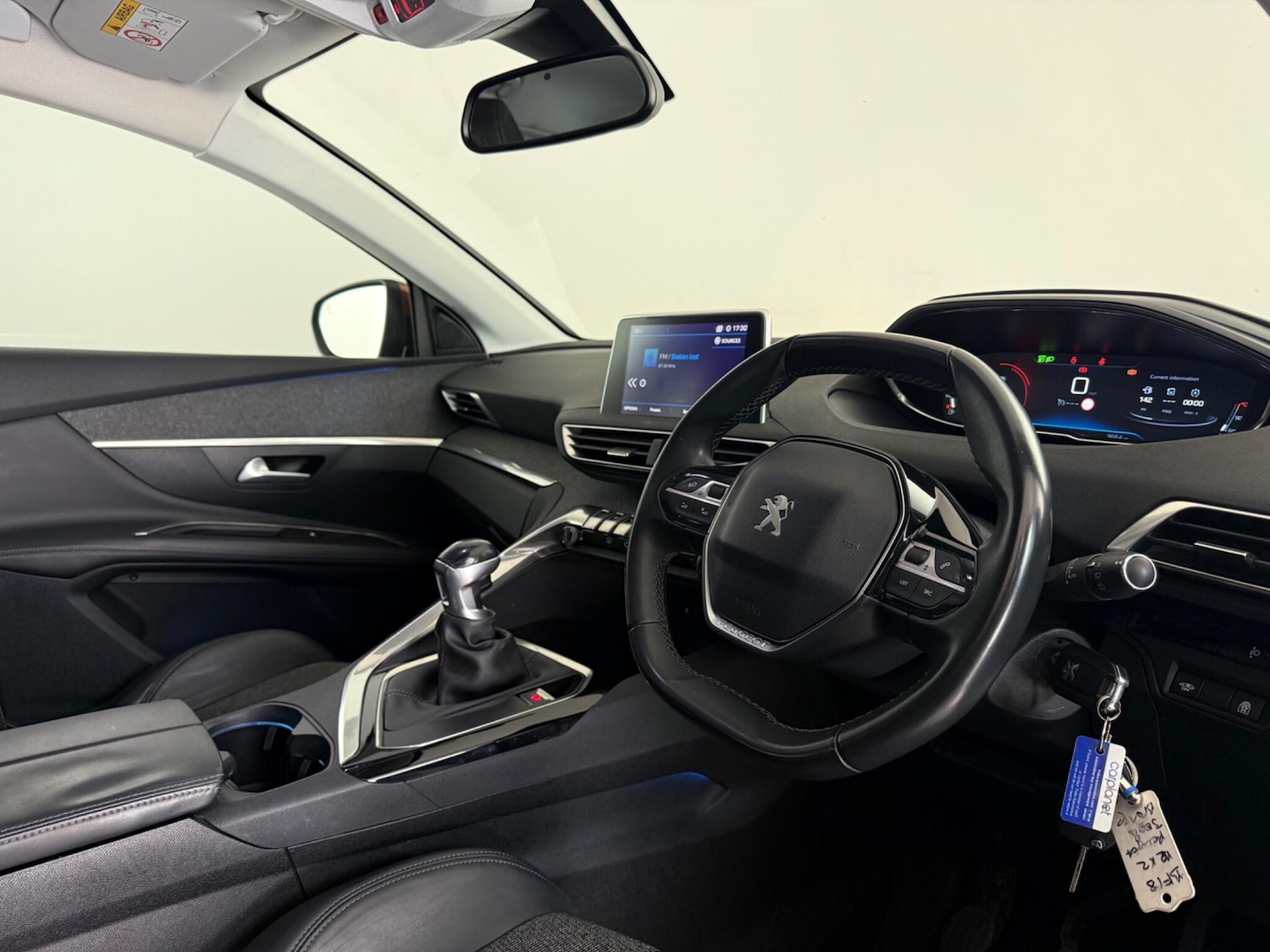 Used Peugeot 3008 2018 for sale - 77216659: Photo 10