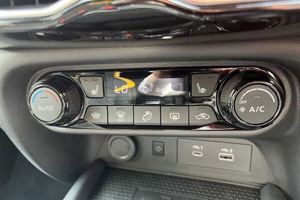 Used Nissan Juke 2025 for sale - 75015392: Photo 12