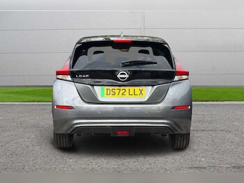 Used Nissan Leaf 2022 for sale - 78050514: Photo