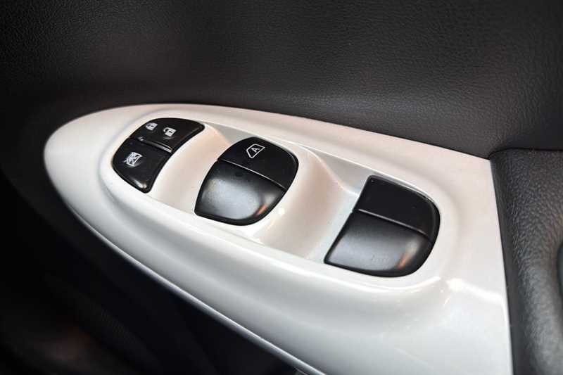 Used Nissan Juke 2018 for sale - 76125044: Photo 19