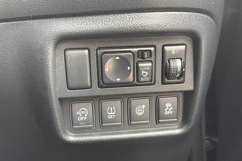 Used Nissan Juke 2018 for sale - 76125044: Photo 28