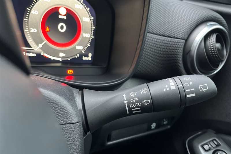 Used Nissan Juke 2025 for sale - 76610102: Photo 24