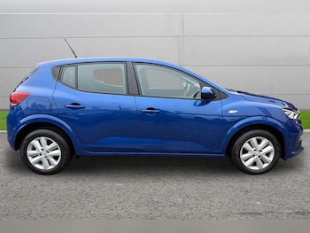 Used Dacia Sandero 2021 for sale - 76191299: Photo