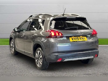 Used Peugeot 2008 2019 for sale - 79592354: Photo