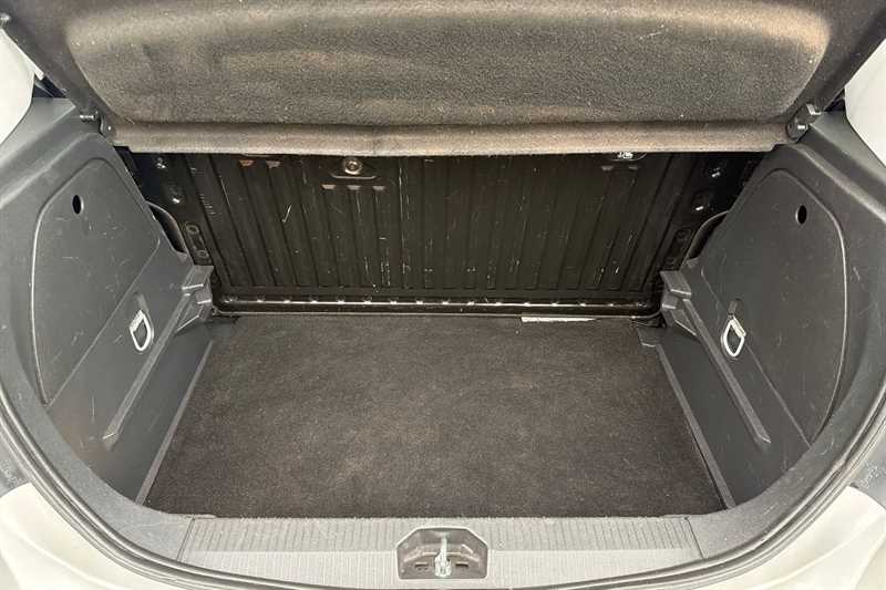 Used Vauxhall Corsa 2018 for sale - 76705759: Photo 21