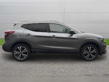 Used Nissan Qashqai 2018 for sale - 76705927: Photo