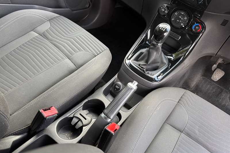 Used Ford Fiesta 2015 for sale - 76552626: Photo 18