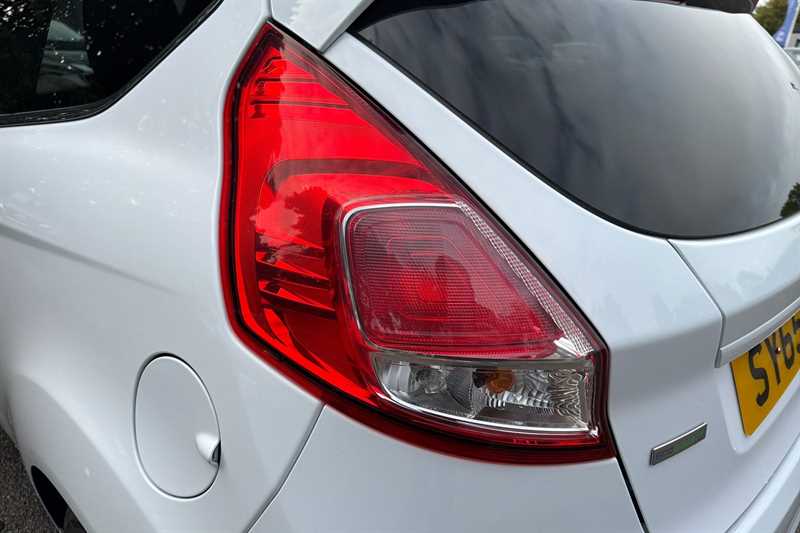 Used Ford Fiesta 2015 for sale - 76552626: Photo 26