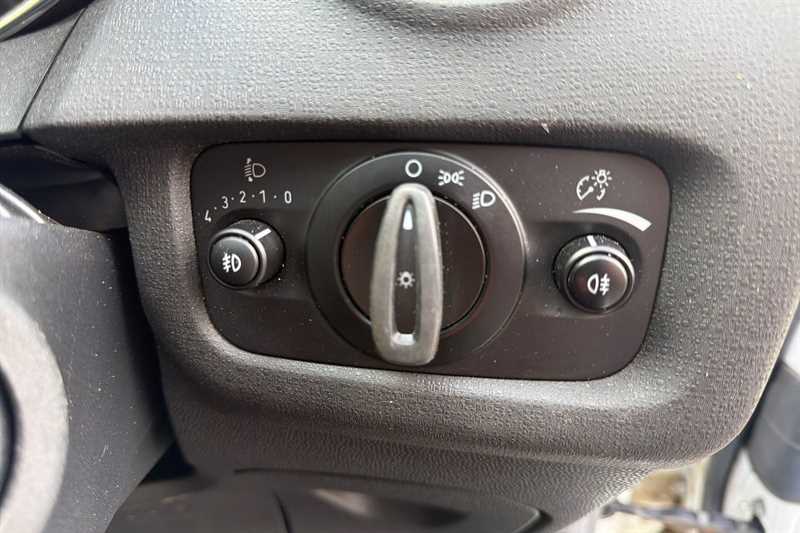 Used Ford Fiesta 2015 for sale - 76552626: Photo 29