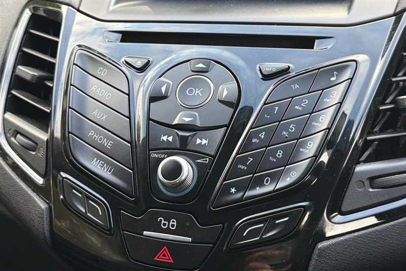 Used Ford Fiesta 2015 for sale - 76552626: Photo 34