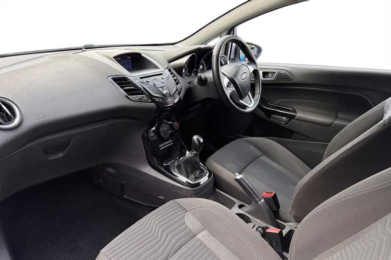 Used Ford Fiesta 2015 for sale - 76552626: Photo 7