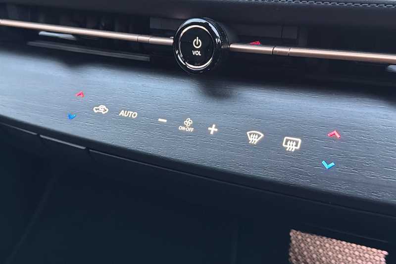 Used Nissan ARIYA 2025 for sale - 77111944: Photo 13