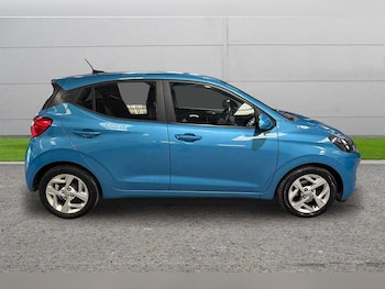 Used Hyundai i10 2020 for sale - 76339020: Photo