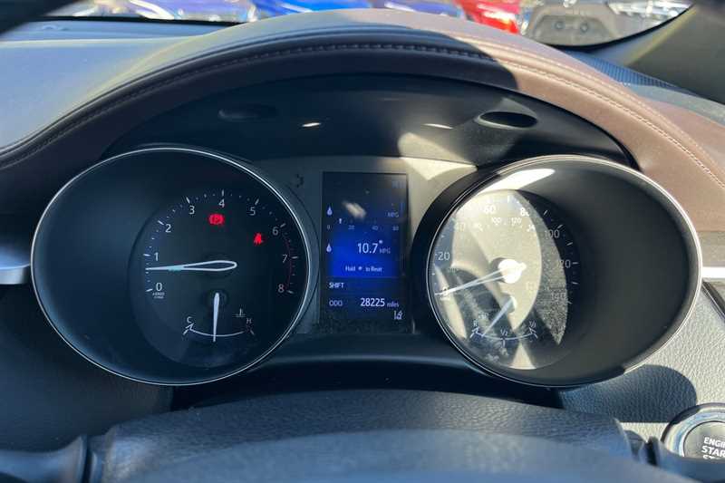 Used Toyota C-HR 2018 for sale - 75860330: Photo 14