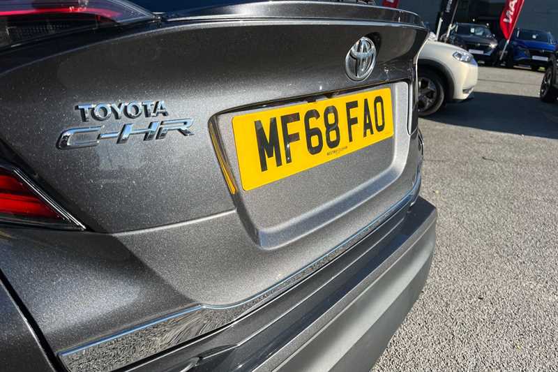 Used Toyota C-HR 2018 for sale - 75860330: Photo 26