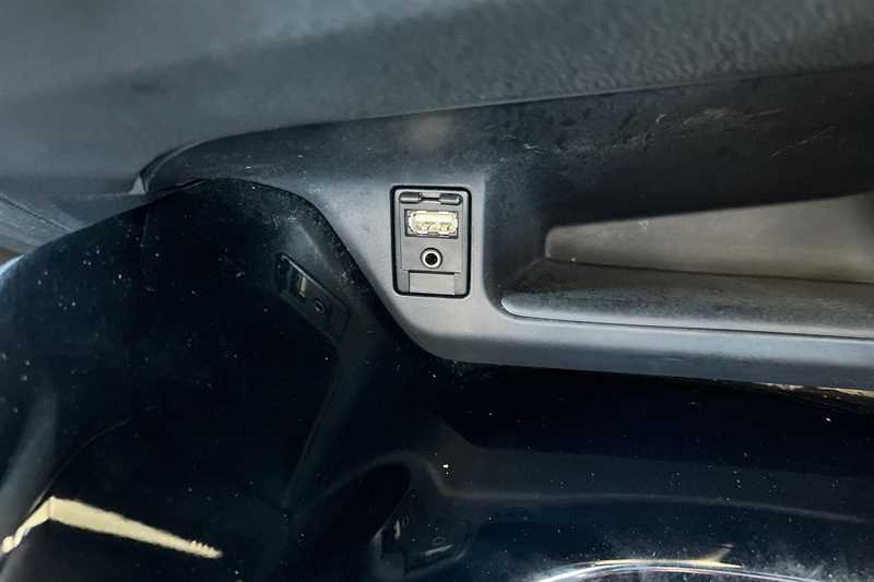 Used Toyota C-HR 2018 for sale - 75860330: Photo 32