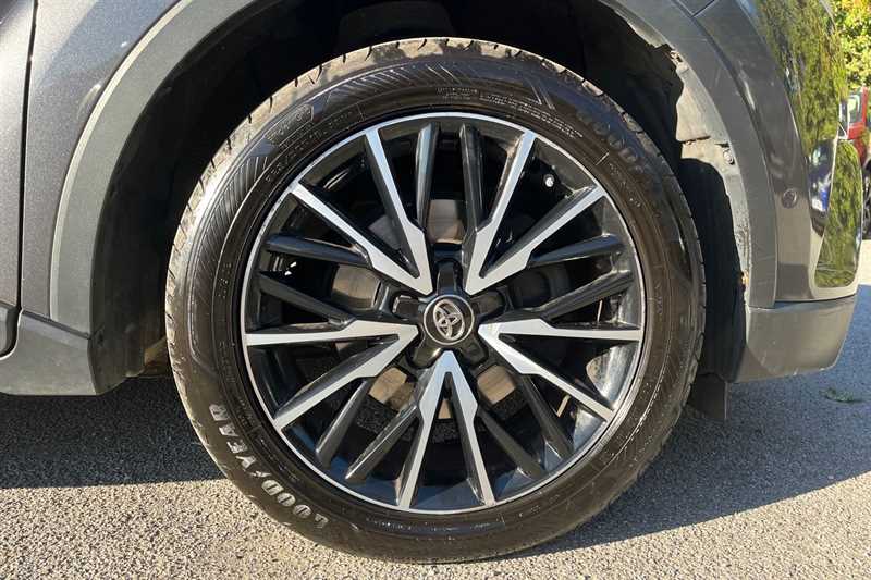 Used Toyota C-HR 2018 for sale - 75860330: Photo 6