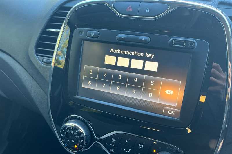 Used Renault Captur 2016 for sale - 76003786: Photo 10