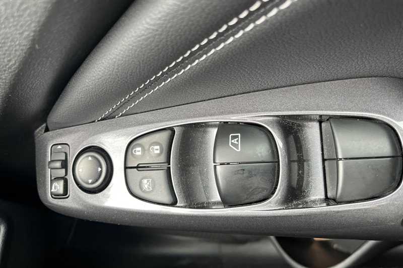 Used Nissan Juke 2024 for sale - 76074735: Photo 18