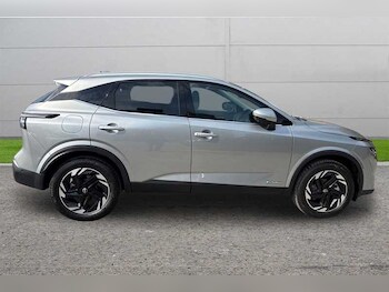 Used Nissan Qashqai 2025 for sale - 76272704: Photo