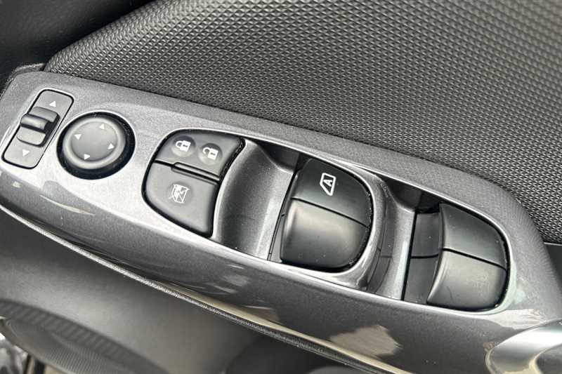 Used Nissan Juke 2023 for sale - 76241817: Photo 18