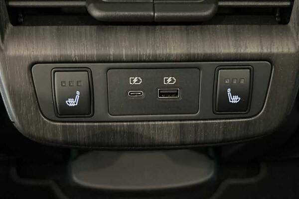 Used Nissan ARIYA 2024 for sale - 74880369: Photo 42