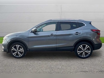 Used Nissan Qashqai 2018 for sale - 77911486: Photo