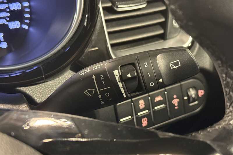 Used Kia XCeed 2020 for sale - 76745599: Photo 27