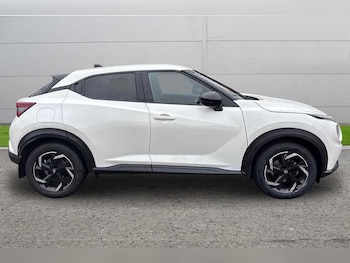 Used Nissan Juke 2023 for sale - 77146153: Photo