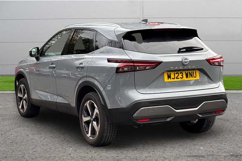 Used Nissan Qashqai 2023 for sale - 76745568: Photo 2