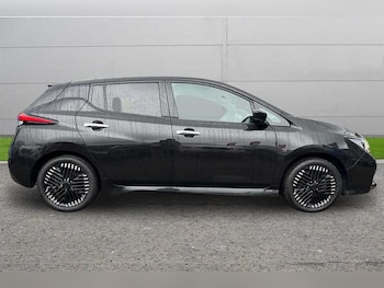 Used Nissan Leaf 2022 for sale - 77983496: Photo