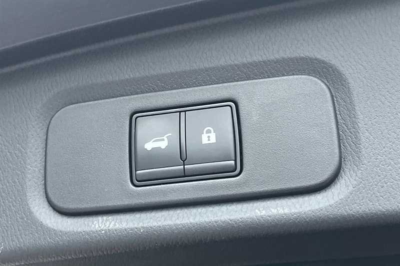 Used Nissan Qashqai 2024 for sale - 76125132: Photo 24