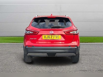 Used Nissan Qashqai 2017 for sale - 76705902: Photo