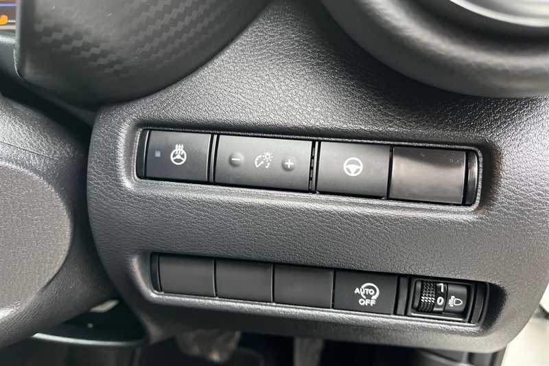 Used Nissan Juke 2023 for sale - 76745569: Photo 34