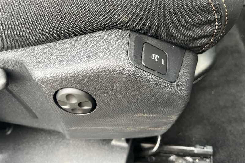 Used Peugeot 5008 2020 for sale - 77239641: Photo 31