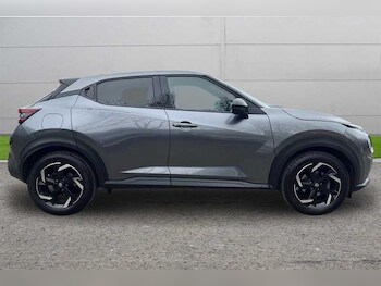 Used Nissan Juke 2023 for sale - 77698473: Photo