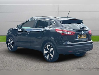 Used Nissan Qashqai 2017 for sale - 75672180: Photo