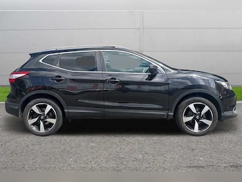 Used Nissan Qashqai 2017 for sale - 75672180: Photo
