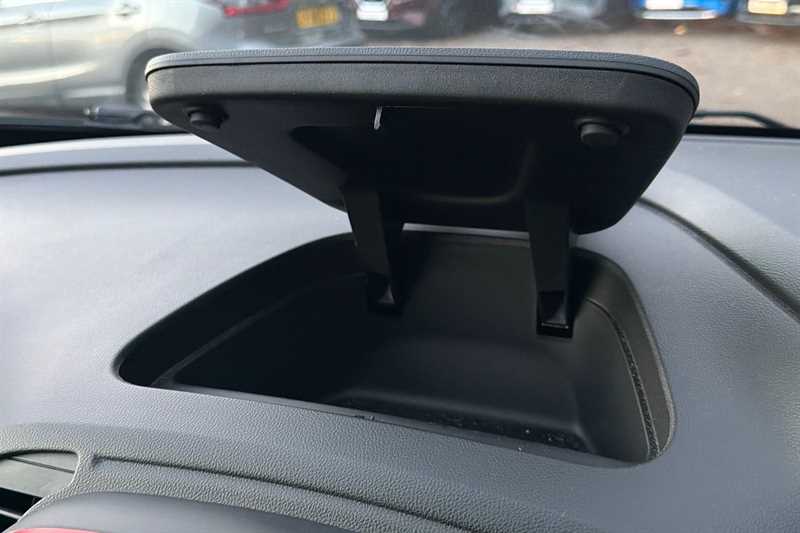 Used Renault Captur 2017 for sale - 77043175: Photo 41