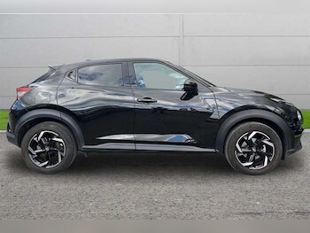 Used Nissan Juke 2023 for sale - 78137100: Photo
