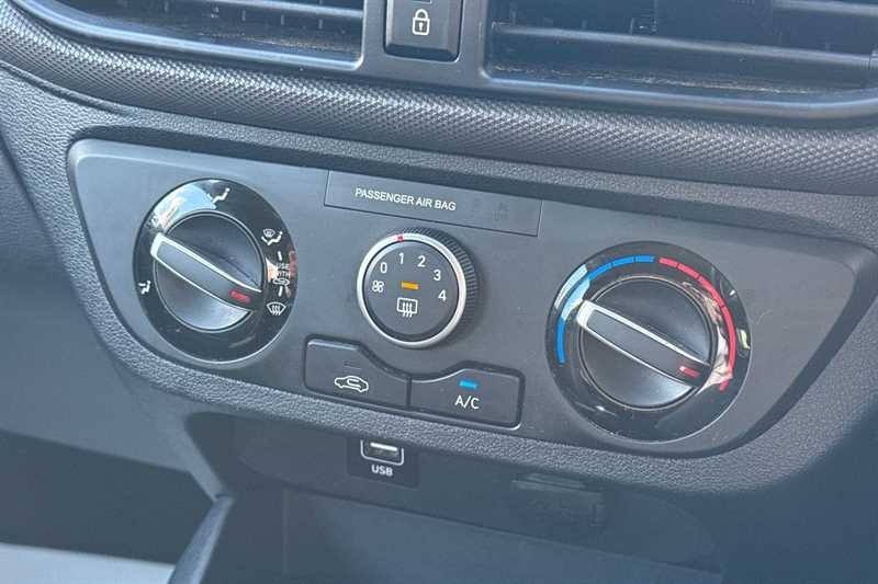 Used Hyundai i10 2020 for sale - 76754811: Photo 12