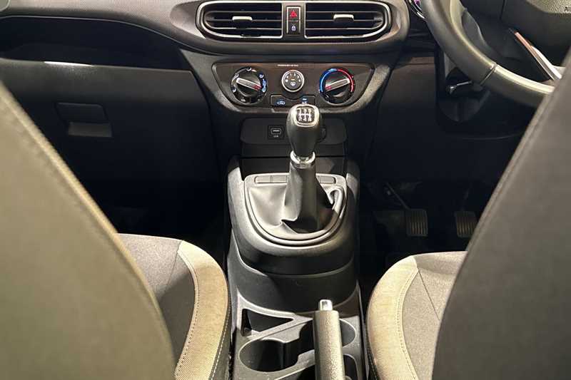 Used Hyundai i10 2020 for sale - 76754811: Photo 17