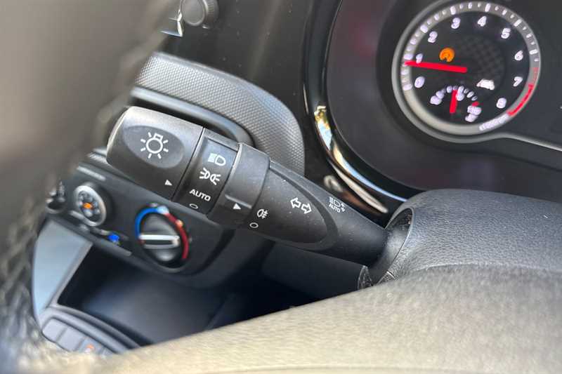 Used Hyundai i10 2020 for sale - 76754811: Photo 27