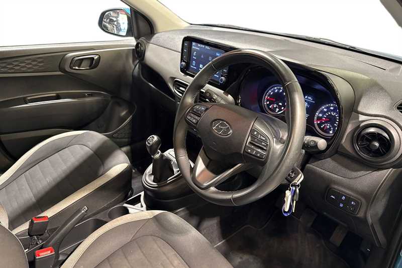 Used Hyundai i10 2020 for sale - 76754811: Photo 8