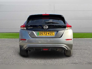 Used Nissan Leaf 2022 for sale - 77911455: Photo